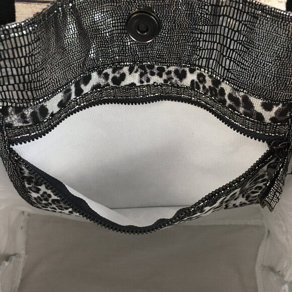 Victoria's Secret Leopard Metallic Large Cloth Tote Bag - Picture 10 of 14